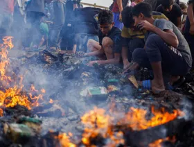 حكومة غزة: الموت يهدد حياة 3500 طفل بسبب نقص الغذاء والأدوية