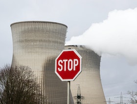 ألمانيا تغادر نادي الطاقة الذرية مع إغلاق آخر مفاعلاتها النووية
