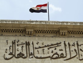 مصر.. السجن 5 سنوات لحسن راتب و10 لبرلماني سابق في قضية الآثار