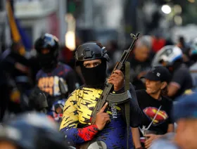 الولايات المتحدة تحث مواطنيها على مغادرة فنزويلا فوراً