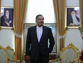 خامنئي يعين شمخاني مستشاراً وعضواً في مجلس تشخيص مصلحة النظام
