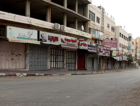 الحكومة الفلسطينية تواجه "أشد أزمة مالية" منذ تأسيس السلطة
