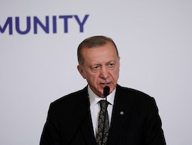 أردوغان يلوح بـ"تخلي" تركيا عن مساعي الانضمام للاتحاد الأوروبي