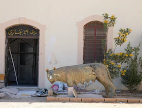 ليبيا.. العثور على تمثال برونزي من الحقبة الاستعمارية بمزرعة