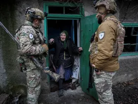 مسودة أوروبية معدّلة للسلام في أوكرانيا تقترح "منطقة عازلة" وتبقي بنداً مثيراً للجدل