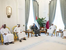رئيس الإمارات يزور الدوحة: ندعم جميع إجراءات قطر للحفاظ على السيادة