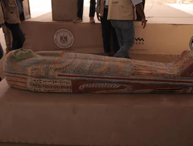 مصر.. اكتشاف ورشتي تحنيط ومقبرتين فرعونيتين في الجيزة