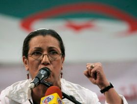 زعيمة حزب العمال الجزائري لويزة حنون تعلن ترشحها لانتخابات الرئاسة