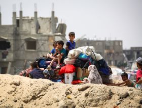 تصاعد خلافات مجلس الحرب الإسرائيلي بشأن غزة.. وحماس: نتنياهو يفضل التضحية بجنوده