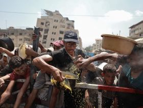 حقائق وشهادات ميدانية تناقض مزاعم إسرائيل بشأن "تجويع غزة"