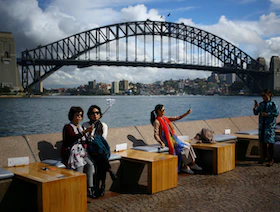 أستراليا تستبعد فرض حظر على السياح الروس في إطار العقوبات