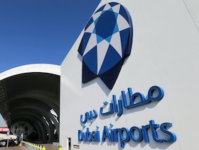 بصمة العين بديلاً لجوازات السفر في مطار دبي