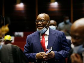 جنوب إفريقيا.. زوما يتهم الحزب الحاكم بالضلوع في حادث مرور تعرض له