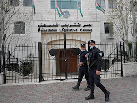 بزيارة البرغوثي في سجنه.. فتح تبدأ توحيد جهودها استعداداً للانتخابات الفلسطينية