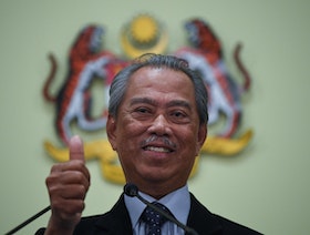 توجيه اتهامات بالفساد لرئيس وزراء ماليزيا السابق