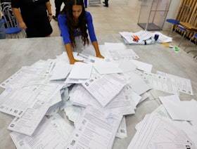 الانتخابات المحلية في روسيا.. "تجربة تمهيدية" على التمديد لبوتين