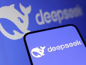 DeepSeek تقيد الوصول إلى نموذجها للذكاء الاصطناعي