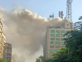 مصر.. حريق هائل في سنترال رمسيس يؤثر على خدمات الإنترنت بالقاهرة