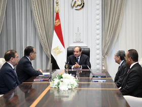 السيسي يحيل مخرجات الحوار الوطني للجهات المعنية لـ"دراستها وتنفيذ الممكن"