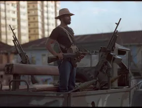 من جرينادا إلى بنما.. محطات في سجل تدخلات واشنطن بأميركا اللاتينية