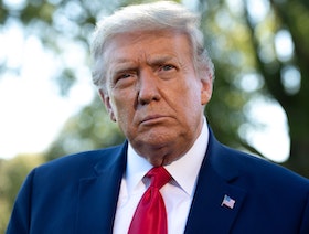 مجلس الشيوخ الأميركي يتجاوز محاولات الجمهوريين لعرقلة محاكمة وعزل ترمب