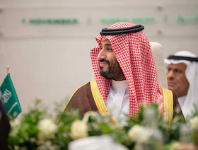 ولي العهد السعودي يعتمد أكثر من 2.6 مليار ريال لتنمية جزيرة دارين وتاروت
