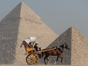 مصر.. علماء يكتشفون ممراً في الهرم الأكبر بالجيزة