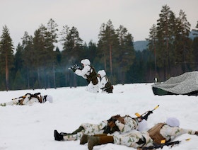 تحطم طائرة عسكرية أميركية في تدريبات للناتو بالنرويج