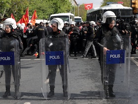 تركيا.. مواجهات واعتقالات خلال تظاهرة "عيد العمال"