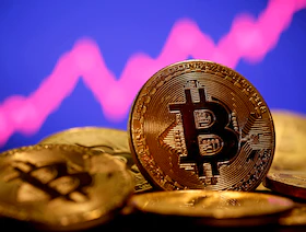 أول مركز لتعدين "بتكوين" يعمل بالطاقة الشمسية في الولايات المتحدة
