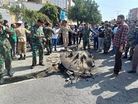 إيران: سقوط طائرة مسيرة خلال اختبار "نظام صاروخي مزود برأس حربي"