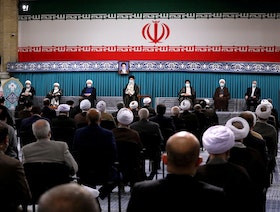 إيران.. وزراء معاقبون في حكومة رئيسي المعاقب أيضاً