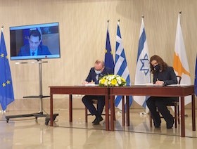 اتفاق ربط كهربائي بين إسرائيل وقبرص واليونان