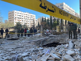 انفجارات في دمشق.. وروسيا تقصف مواقع "داعش" بالبادية السورية