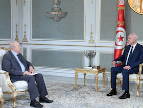 "اتحاد الشغل" التونسي يرفض الحوار بالصيغة التي طرحها قيس سعيد