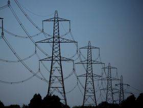 أزمات الطاقة والتوترات السياسية ترفع أعداد المحرومين من الكهرباء حول العالم