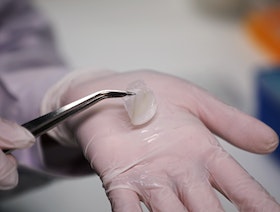 مختبر فرنسي يطور جلداً اصطناعياً لعلاج الإصابات من دون جراحة