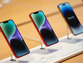 تحديث "آيفون" الجديد iOS 16.5 يعالج ثغرات أمنية