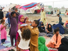 بايدن يأمر باستخدام الأصول الأفغانية المجمّدة للمساعدات الإنسانية