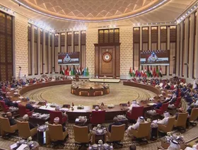 القمة العربية في البحرين.. تنديد بحرب غزة والدعم الأميركي لإسرائيل وتأكيد على "حل الدولتين"