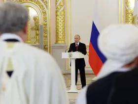 بوتين يدعو إلى تسوية سلمية في أوكرانيا: روسيا ستواصل السعي لتحقيق أهدافها