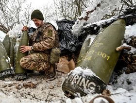 بريطانيا تعزز "مدفعية أوكرانيا" بـ245 مليون جنيه استرليني