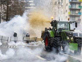 المفوضية الأوروبية تطرح تدابير جديدة لتهدئة احتجاجات المزارعين