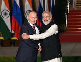 الصين "كلمة السر" في تمسّك الهند بعلاقتها مع روسيا رغم غزو أوكرانيا