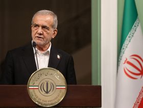 الرئيس الإيراني يصادق على قانون لتعليق التعاون مع وكالة الطاقة الذرية