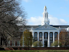 شكوى ضد جامعة هارفرد لتجاهل بلاغات تحرش