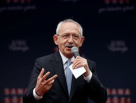 كمال كيليجدار أوغلو.. "غاندي تركيا" الطامح لإنهاء حكم أردوغان