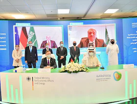 السعودية وألمانيا توقعان مذكرة تفاهم بشأن إنتاج الهيدروجين