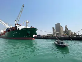 واشنطن: عقوبات على شبكة تُمول هجمات الحوثيين في البحر الأحمر