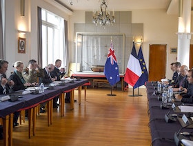 "بناء الثقة المفقودة بسبب الغواصات" محور اجتماع أسترالي فرنسي